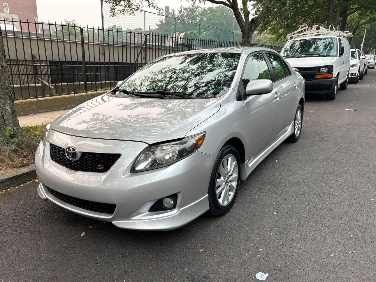 2010 Toyota Corolla S - photo 2