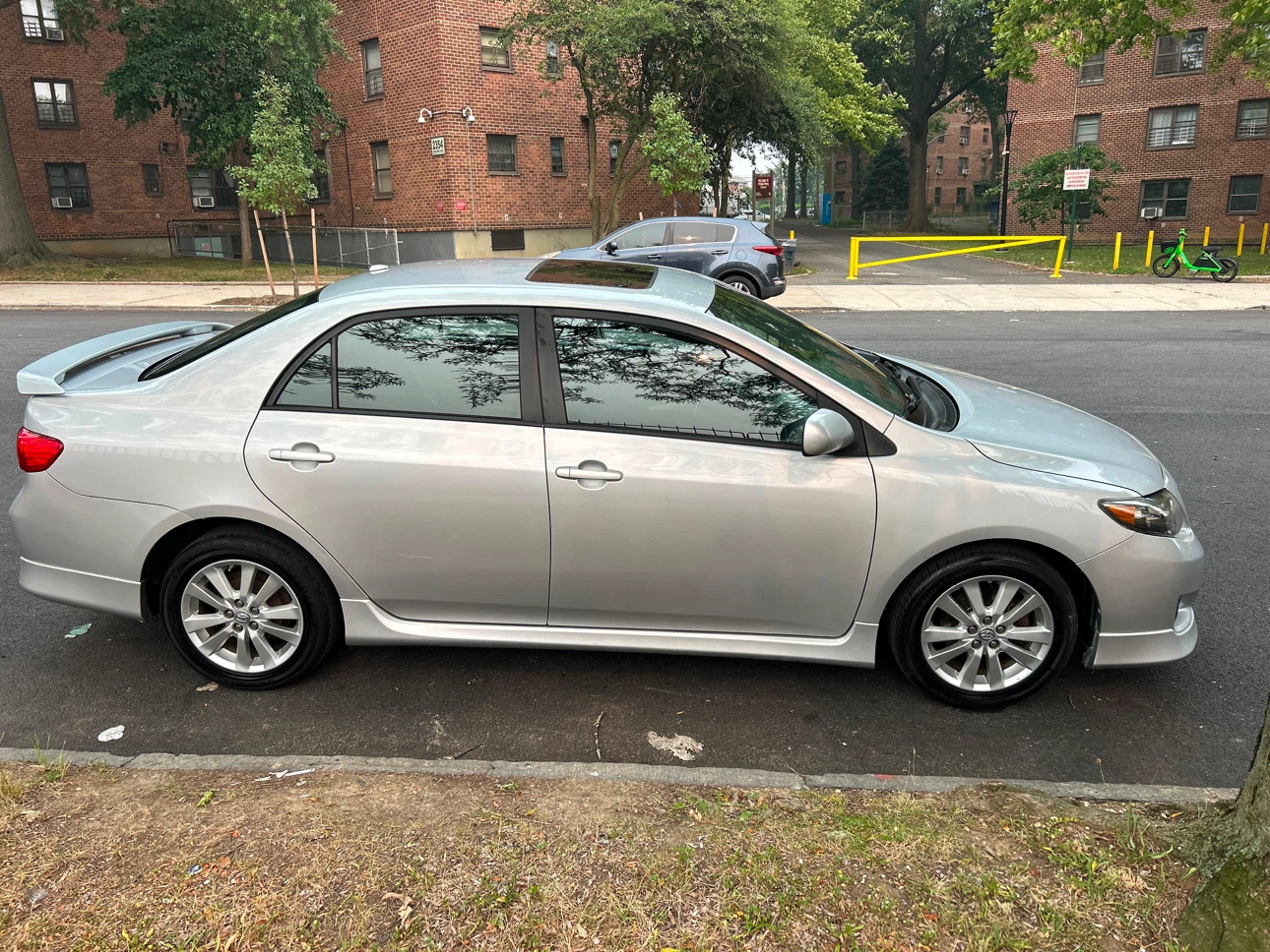2010 Toyota Corolla S - photo 5