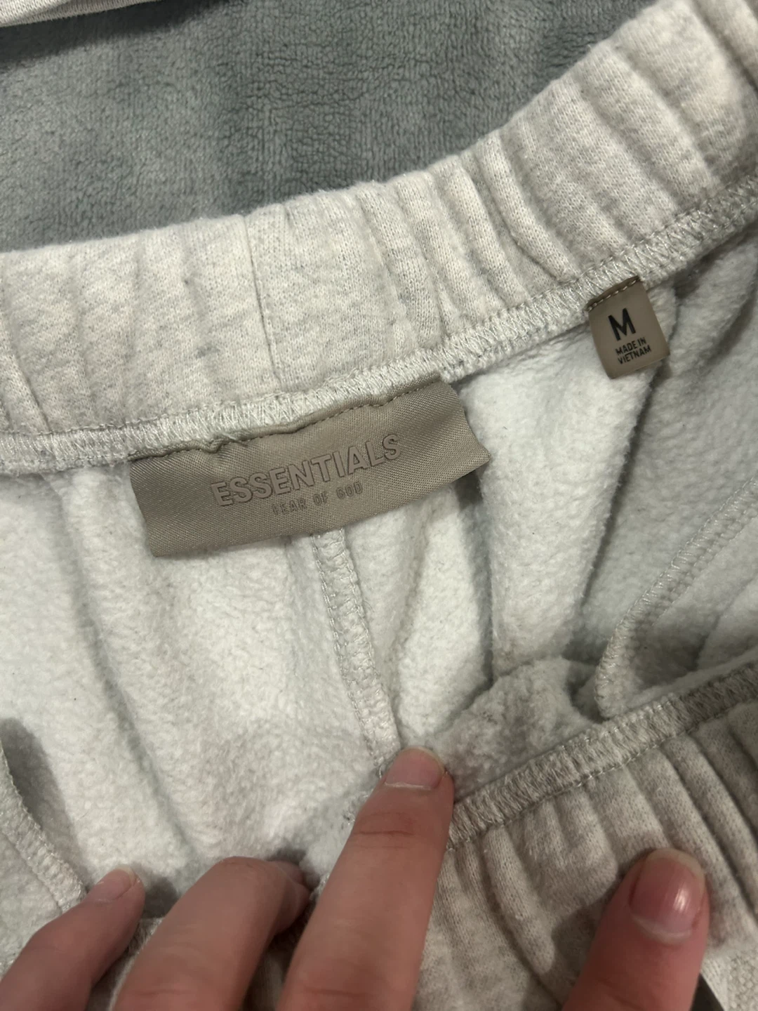 ESSENTIALS Fear of God Hoodie and Shorts Set - Grey, Size M - photo 2