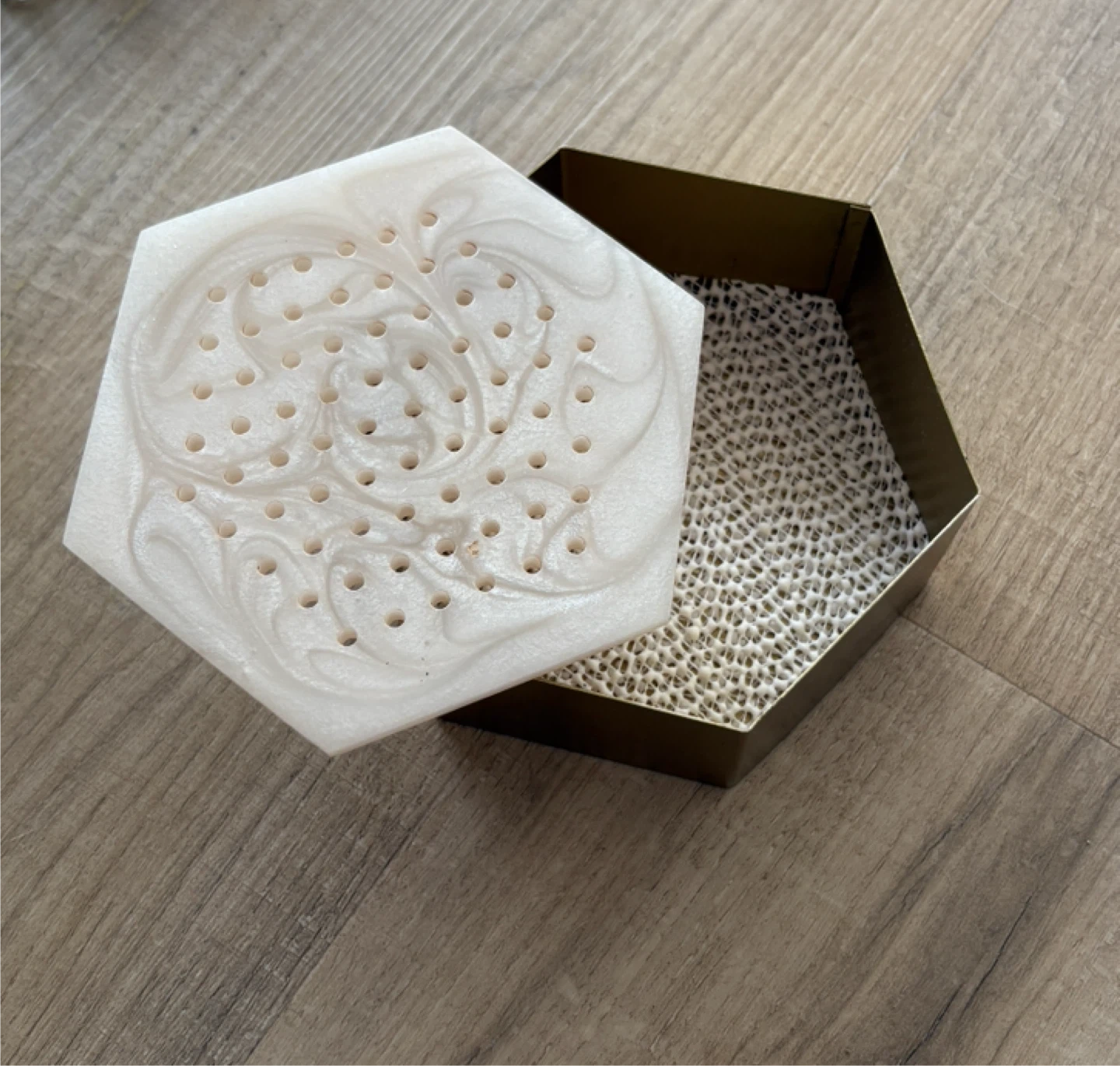 Jewelry Box with Lid - photo 2