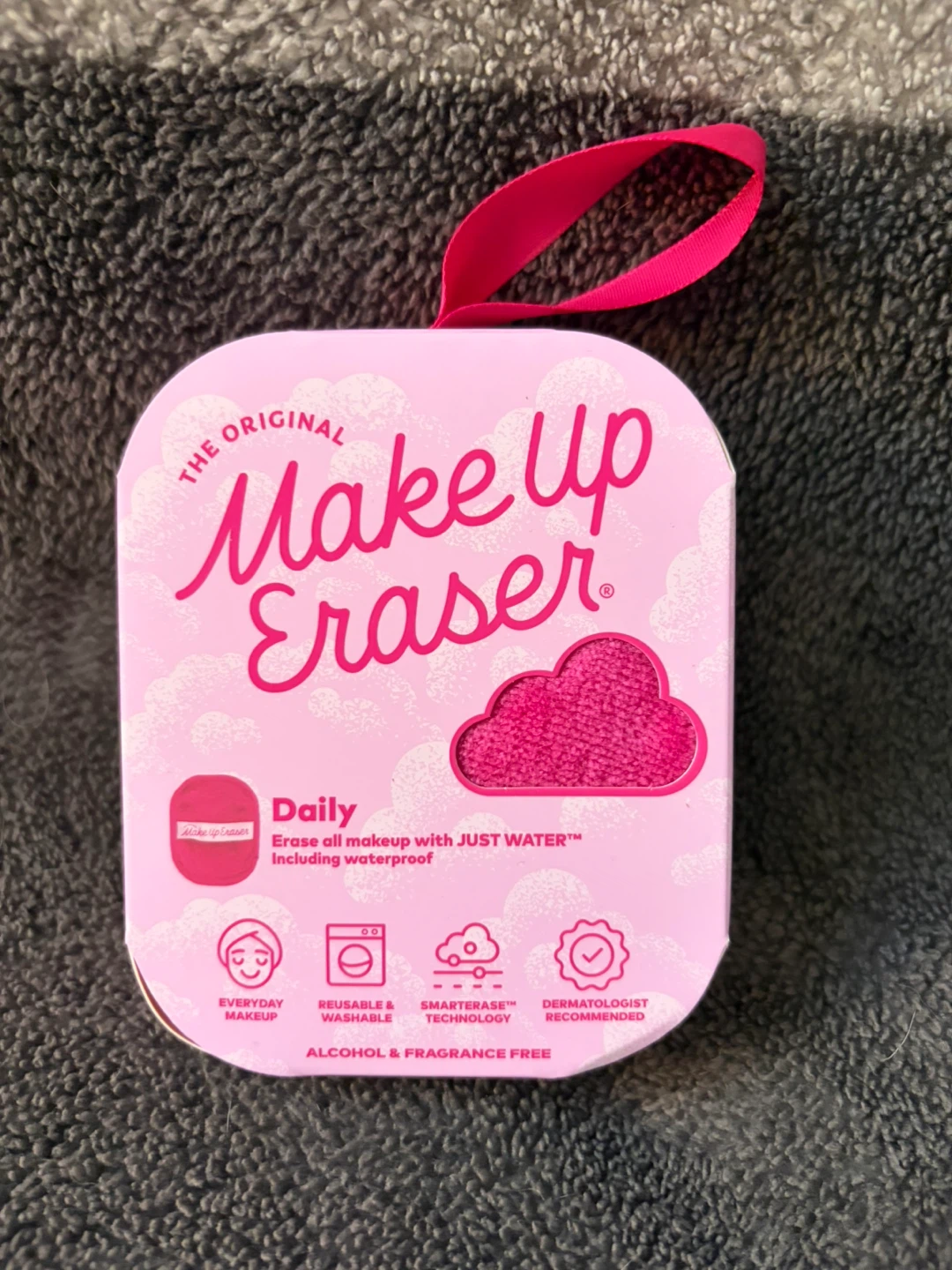 NEW! MakeUp Eraser Daily Tool