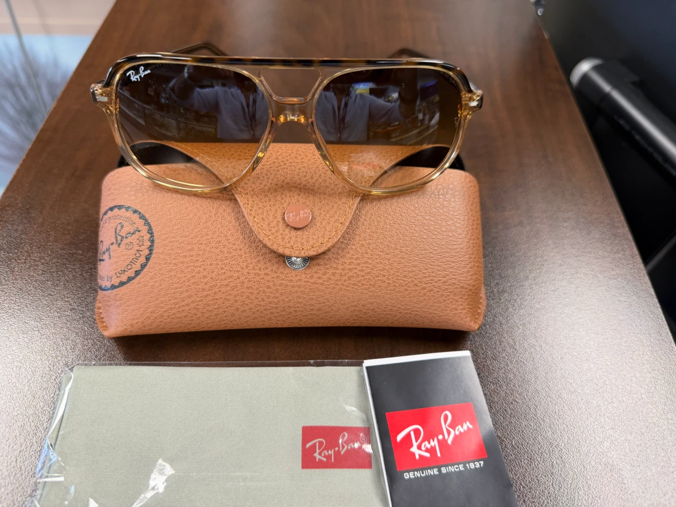 Ray-Ban Sunglasses with Case