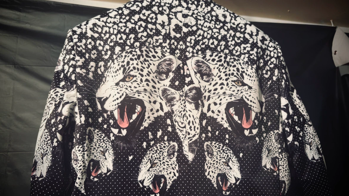 Bespoke Moda Snow Leopard men’s Blazer - Size 40 (Like New) - photo 4