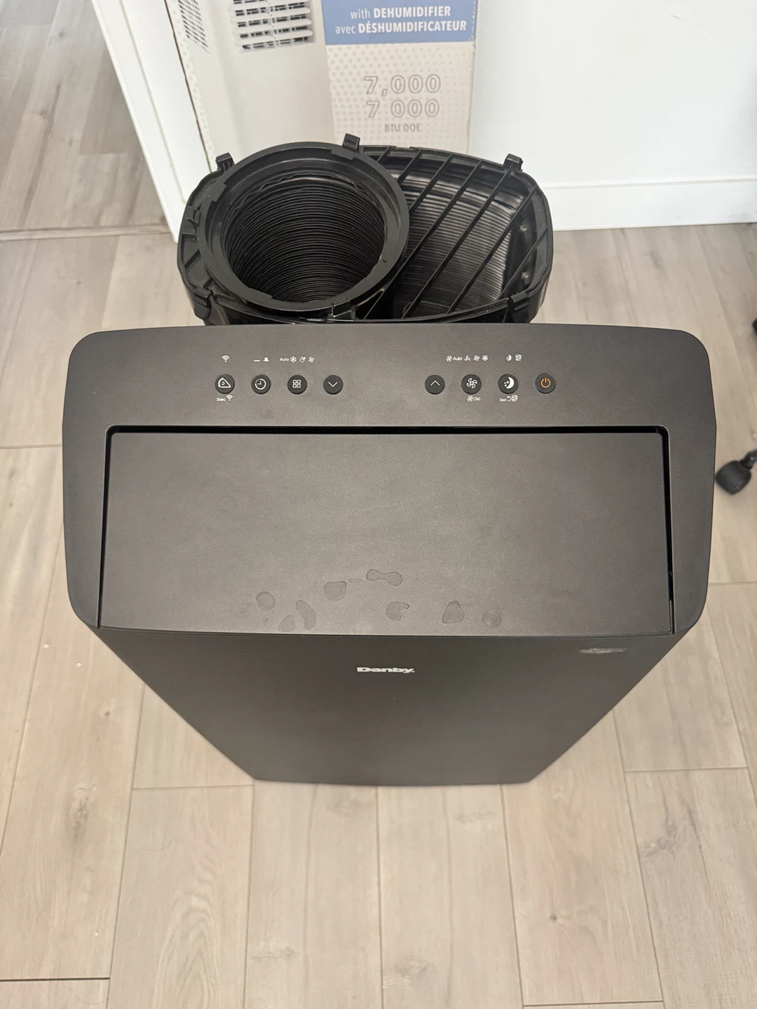 Danby Portable Air Conditioner 14000btu  - Black - photo 4