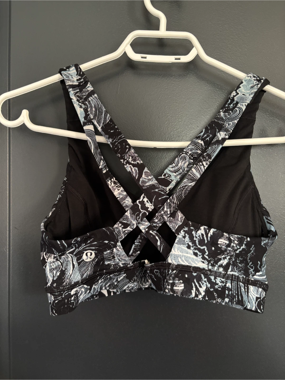 Lululemon Sports Bra - photo 2