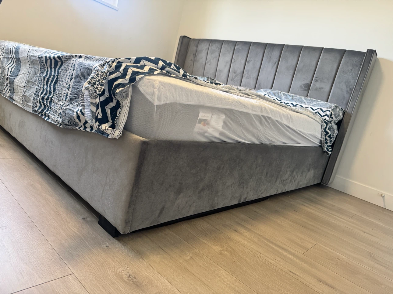 Grey Velvet Platform Bed Frame and Mattress - photo 3