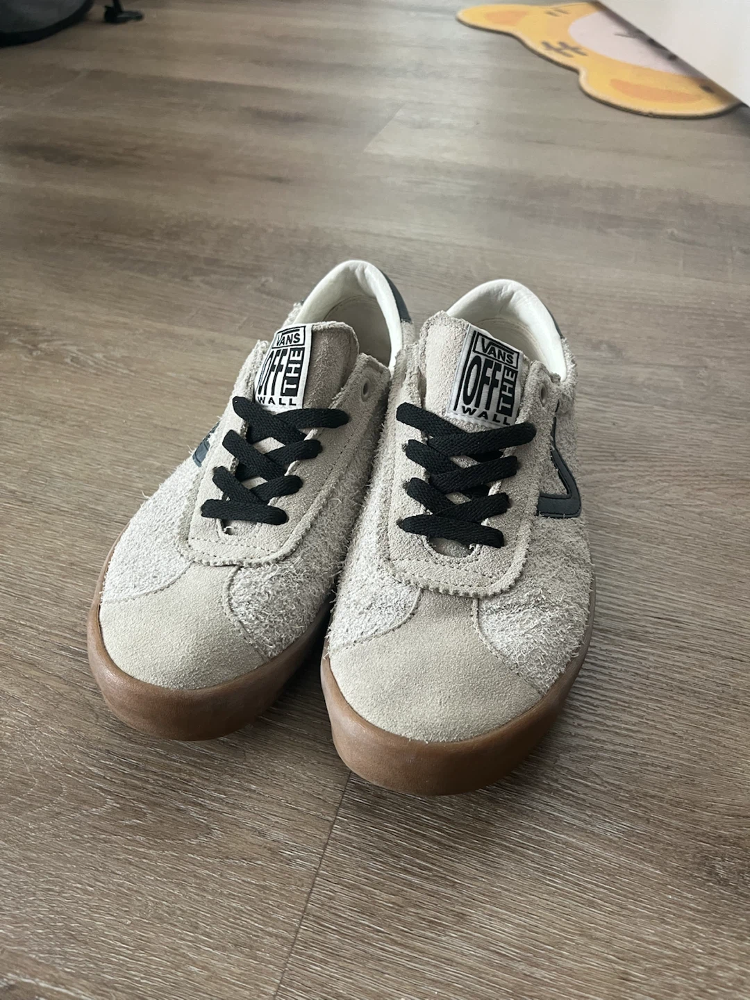 Vans Suede Gum Sole Sneakers