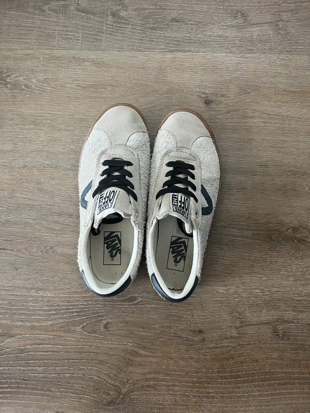 Vans Suede Gum Sole Sneakers - photo 3