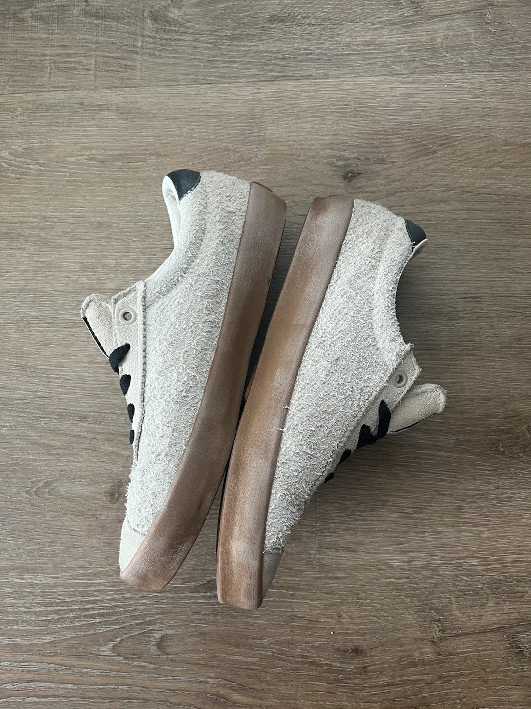 Vans Suede Gum Sole Sneakers - photo 5