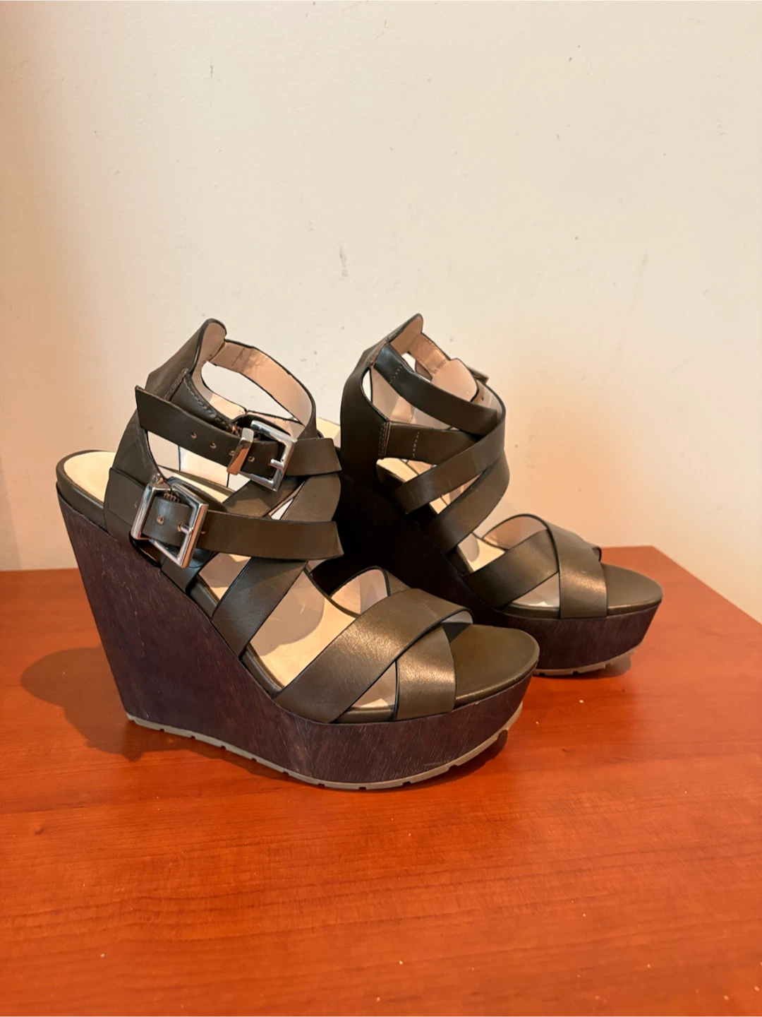 Kenneth Cole Corbin Wedge Sandals - photo 2