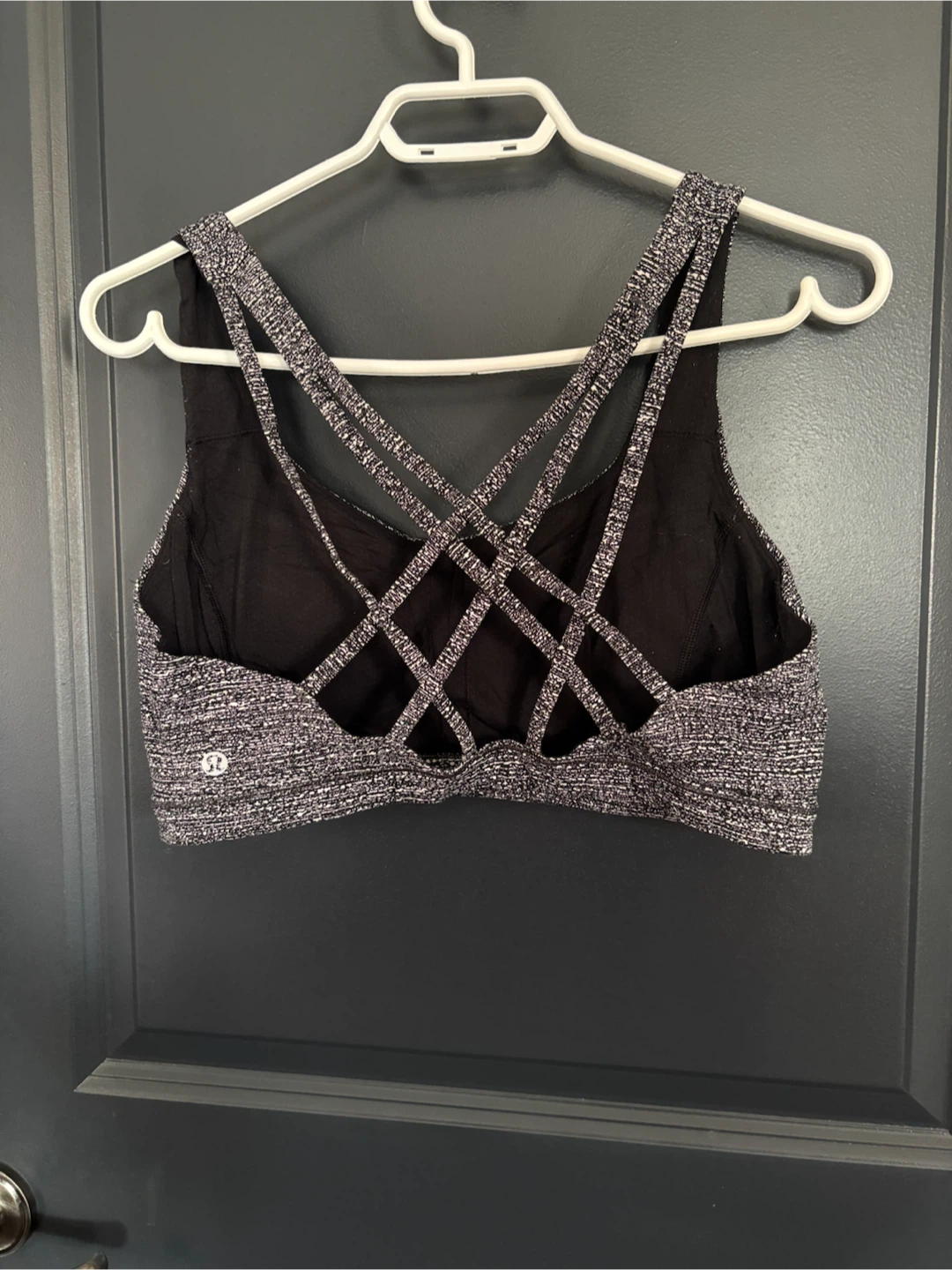 Lululemon Sports Bra - photo 2