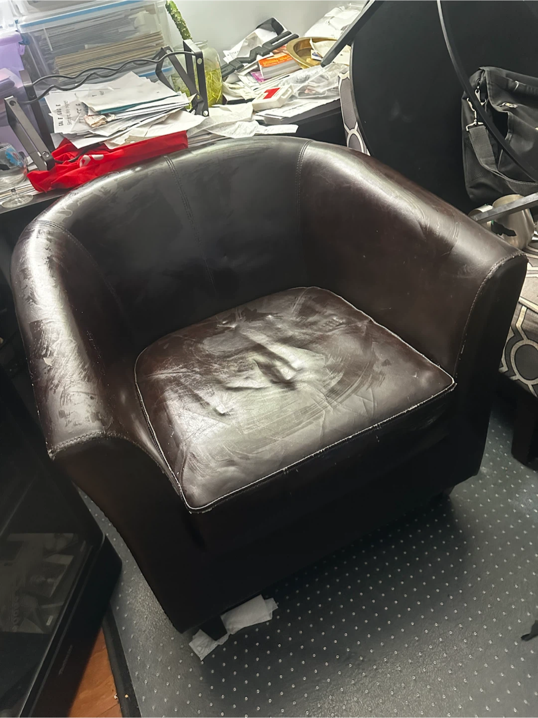 Pair of Brown Leather Club Chairs - photo 4
