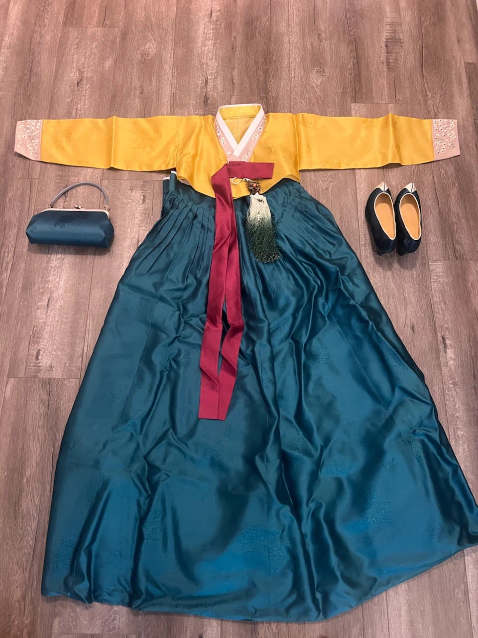 Moving Sale -  Korean Hanbok with accessories
