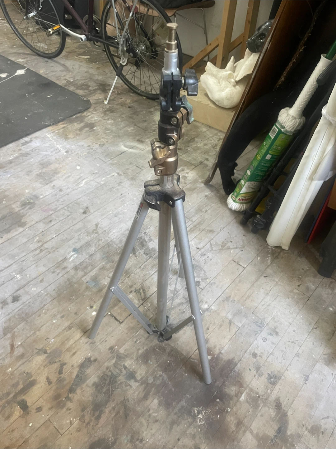 Light Duty C-Stand with Grip Head Manfrotto