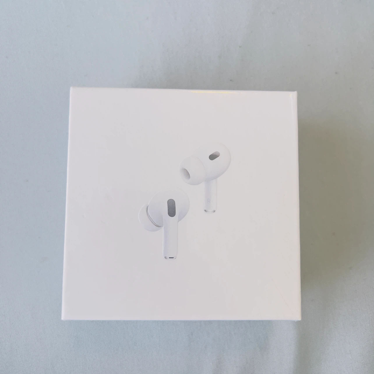 Apple AirPods Pro (2nd generation) with MagSafe Charging Case