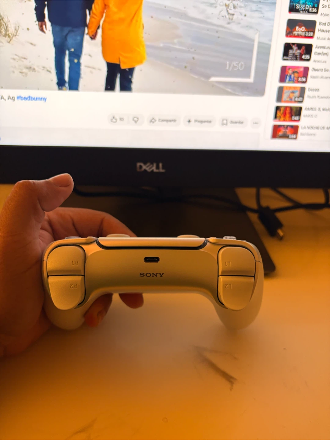 Sony PlayStation 5 DualSense V2 Wireless Controller - White - photo 3
