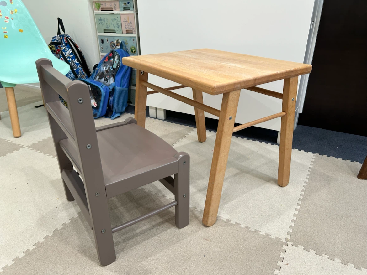 Wooden Kids Table and Chair Set