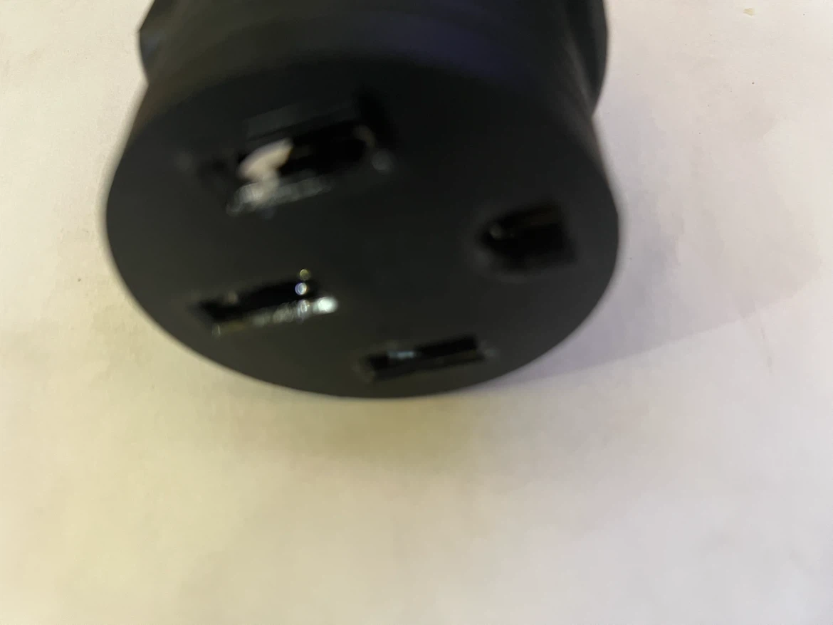 Xuanhua NEMA 14-50P to 6-50R Adapter - photo 3