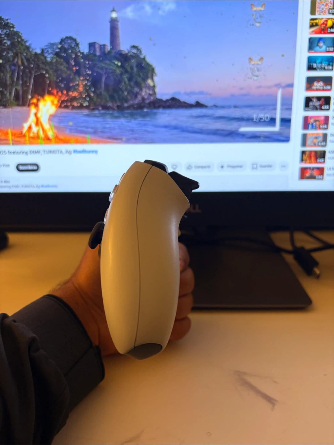 Sony PlayStation 5 DualSense Wireless Controller - photo 5