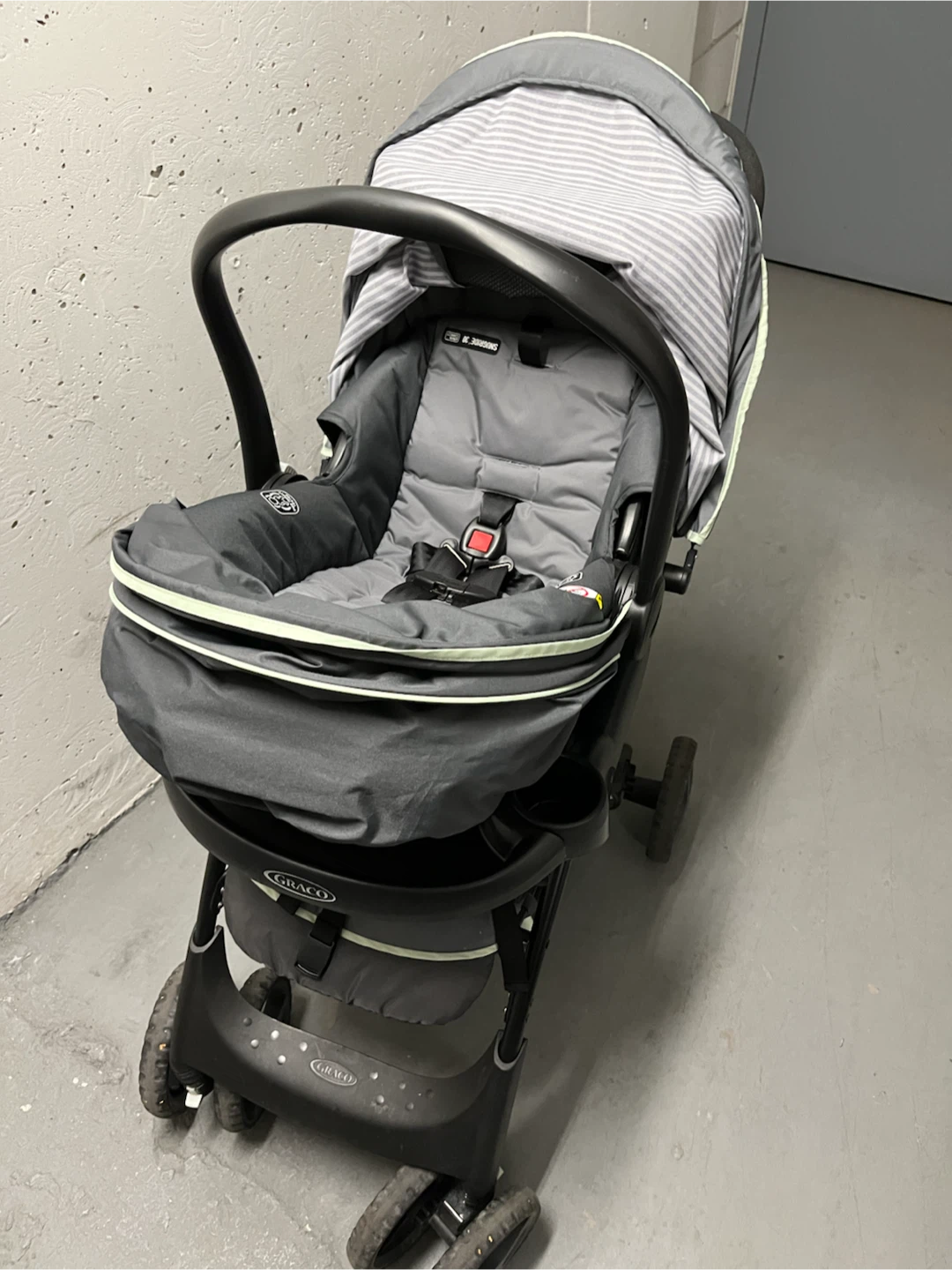 New! Graco Travel System with Car Seat and Stroller - photo 3
