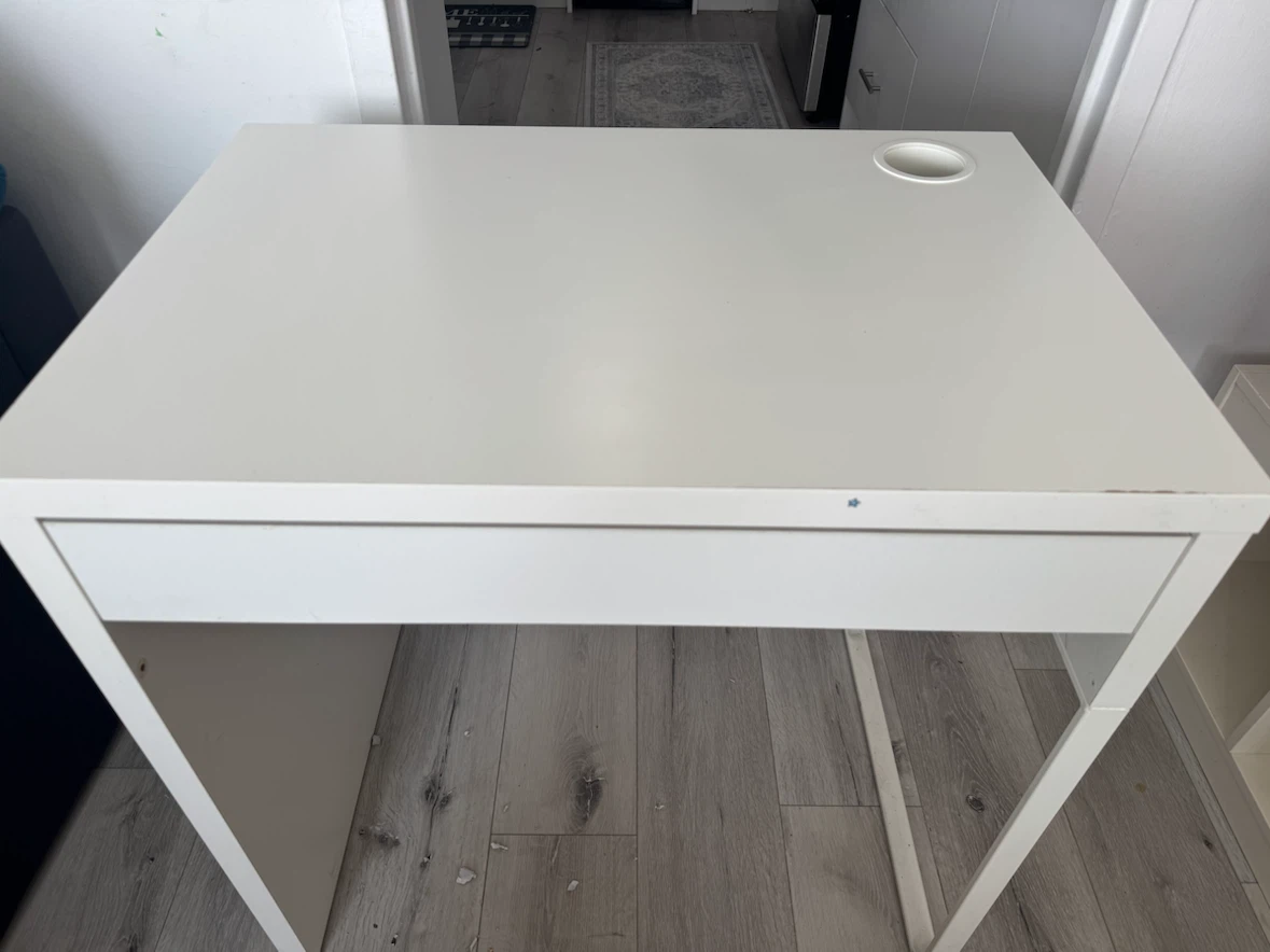 White Desk with Drawer - photo 2