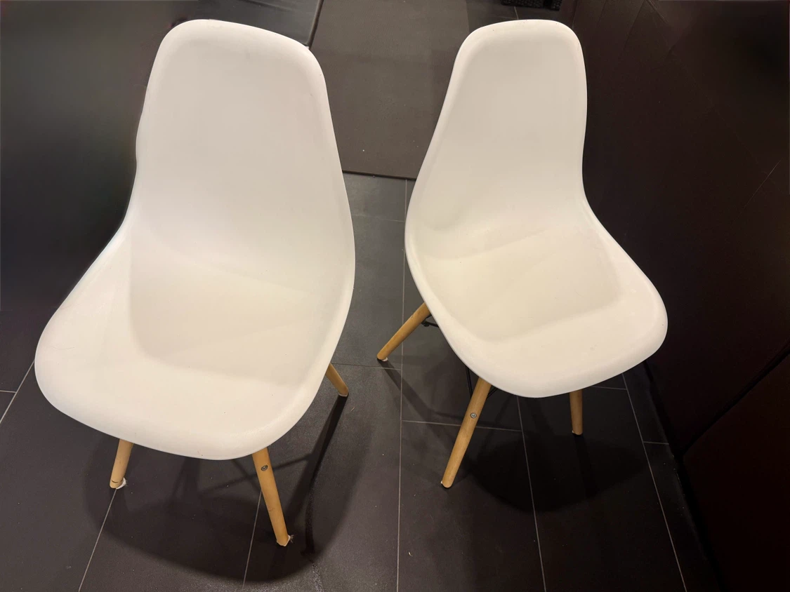 2 WHITE EIFFEL DINING RM/KITCHEN CHAIRS