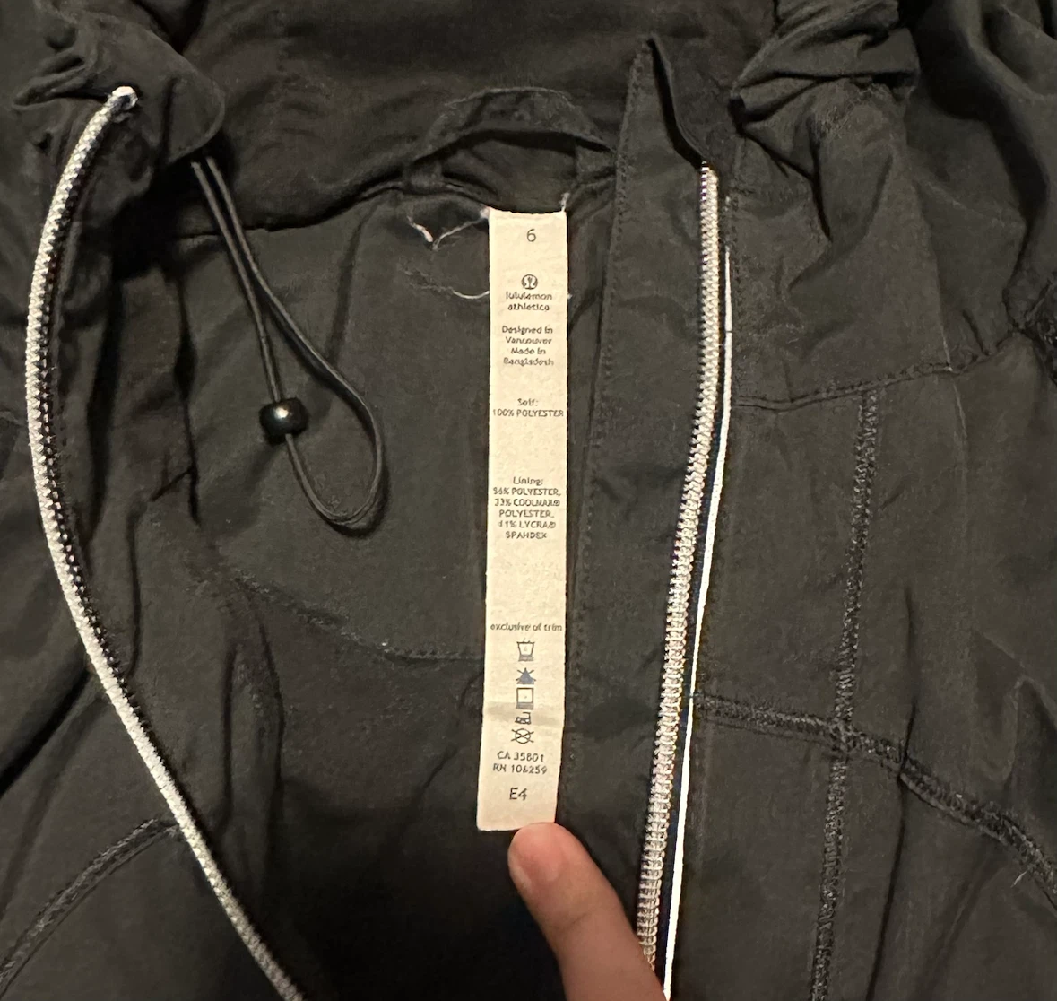 Lululemon size 6 Windbreaker - photo 3