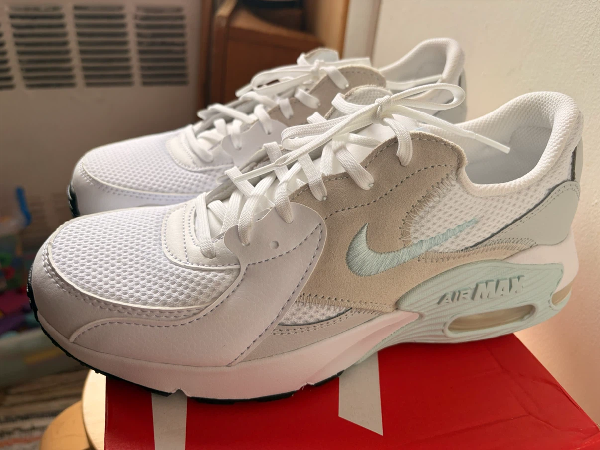 Brand New Nike air max  excee women’s shoes size 9 - photo 2