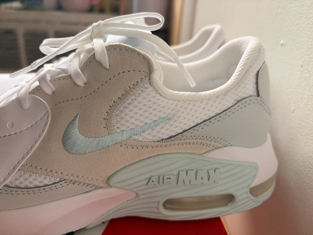 Brand New Nike air max  excee women’s shoes size 9 - photo 3
