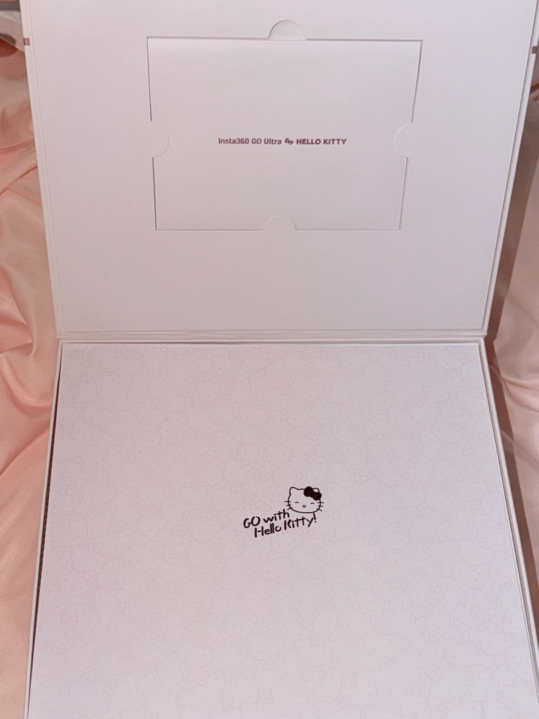 Insta360 Go Ultra Hello Kitty Limited Edition Action Camera - photo 2