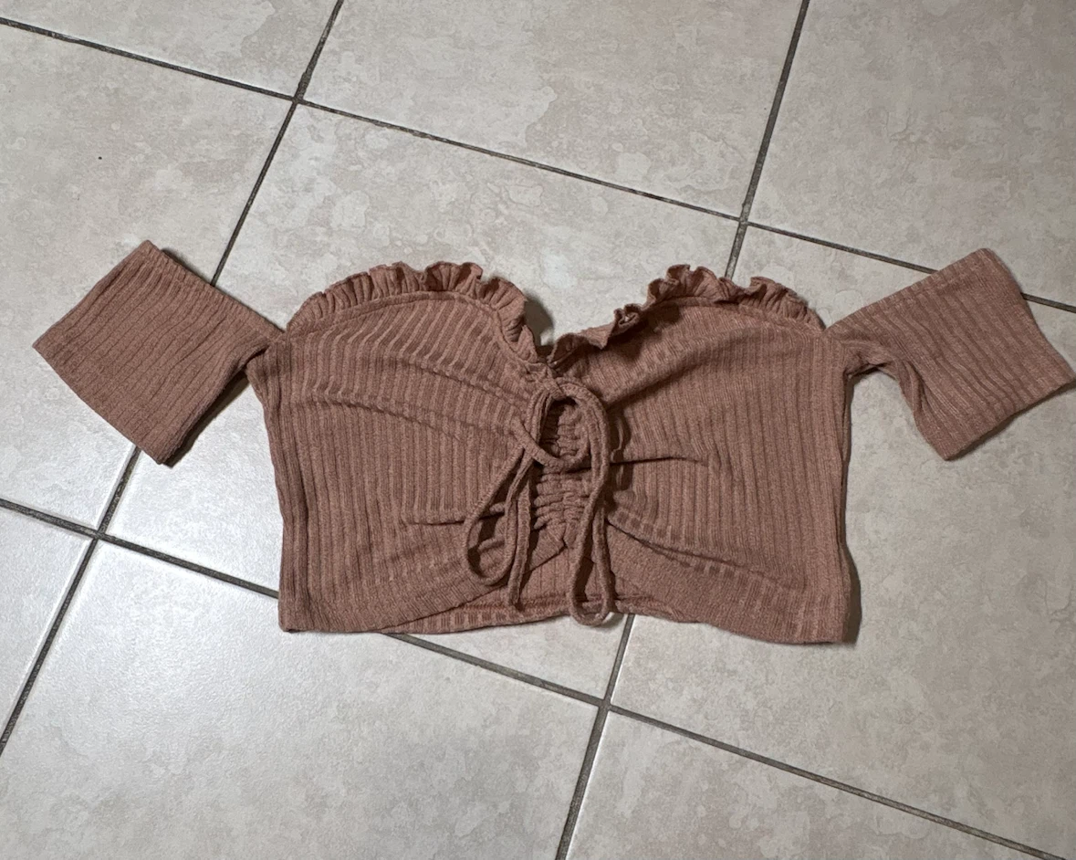 Brown ribbed off-the-shoulder crop top - photo 5