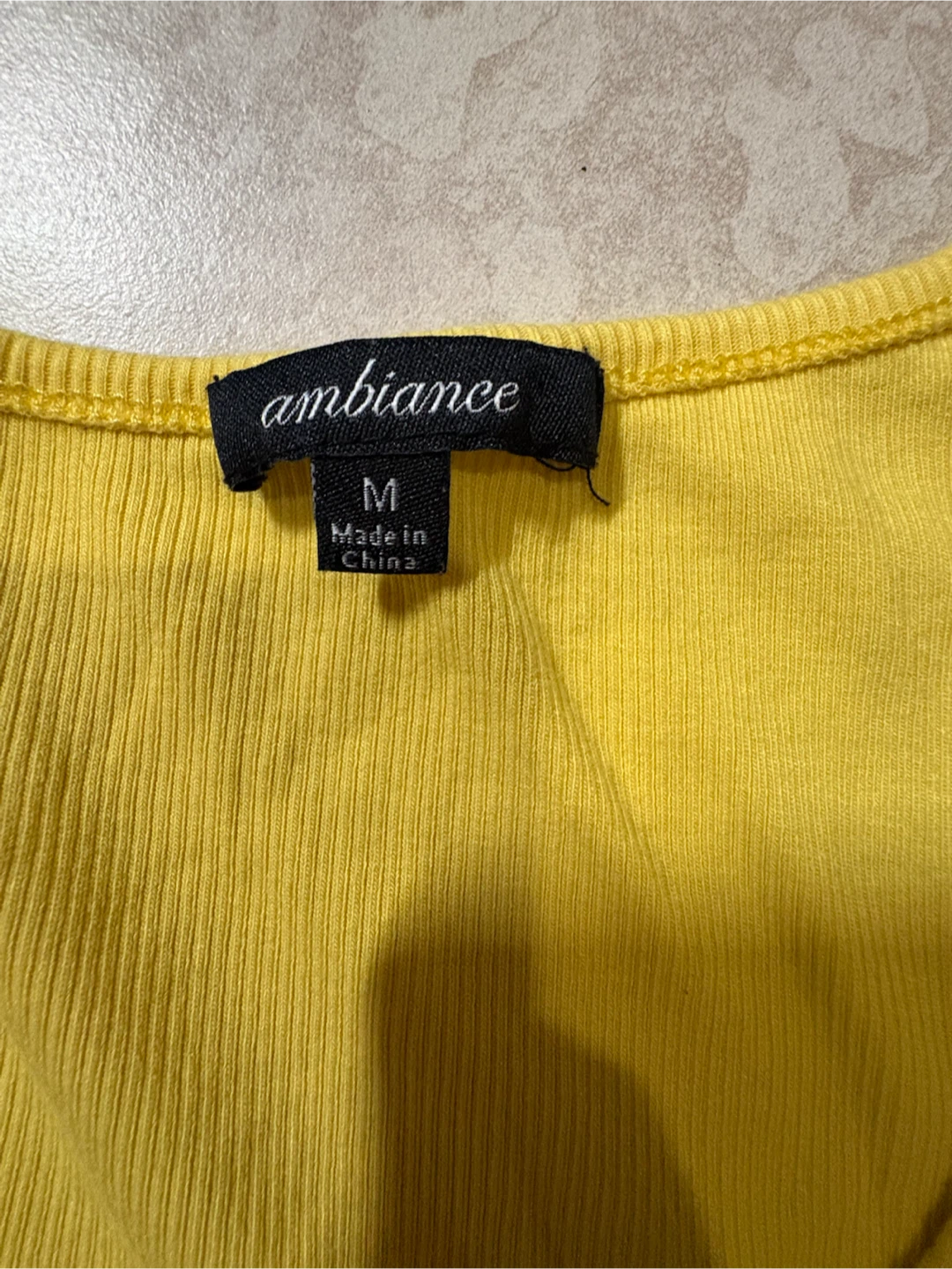 Bundle of 2 Women's Tops - photo 5