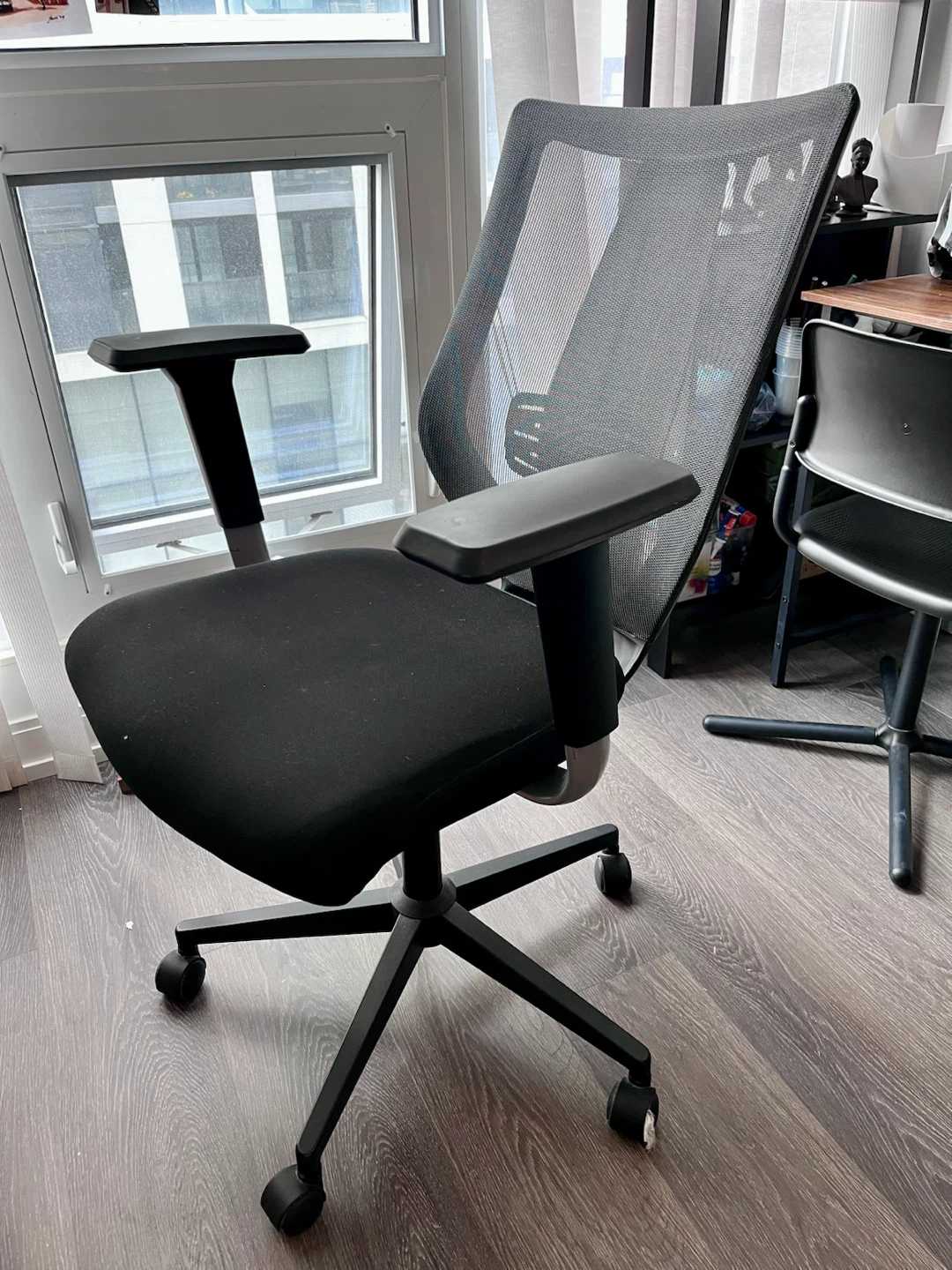Black Mesh Office Chair