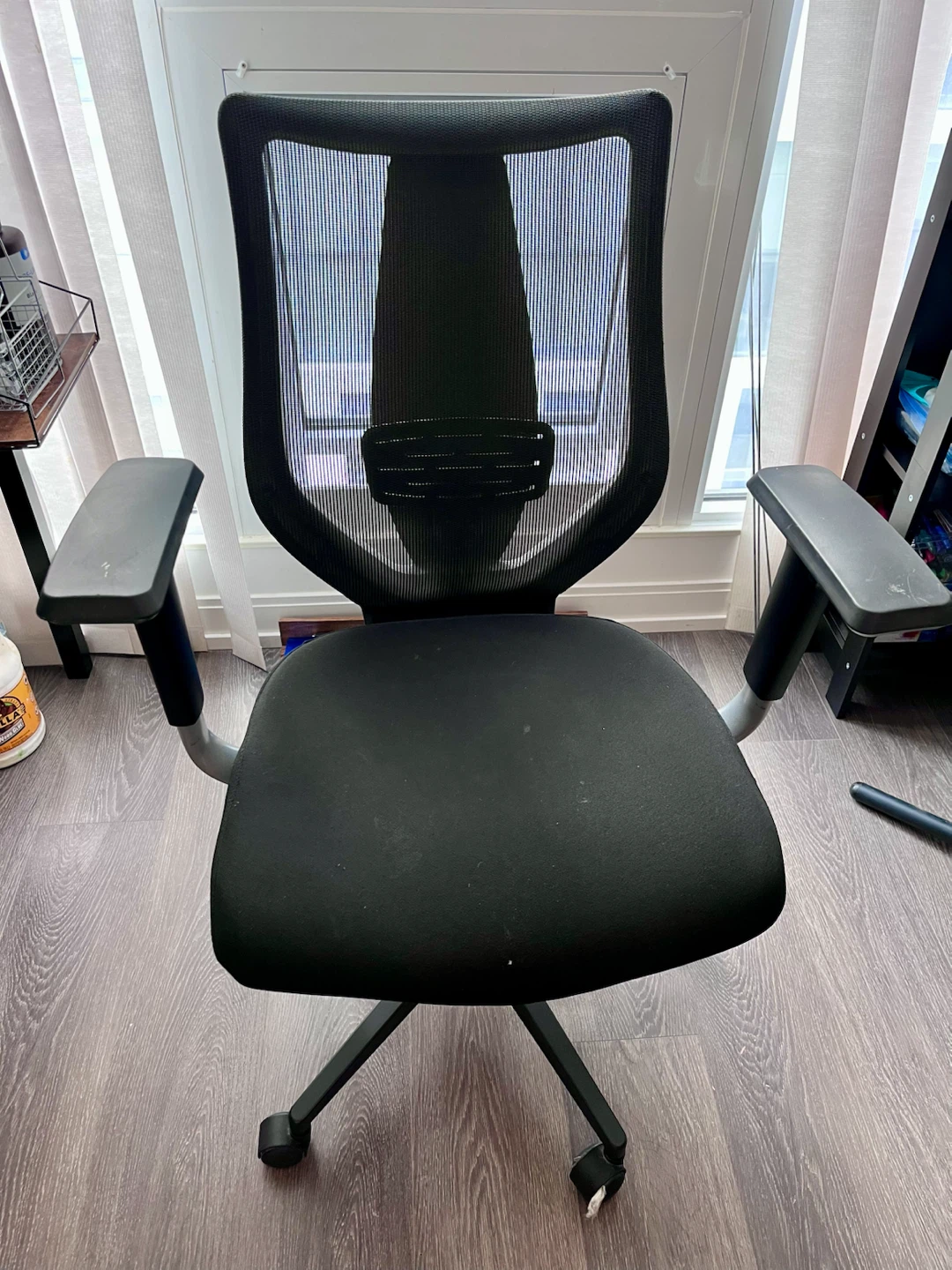 Black Mesh Office Chair - photo 2
