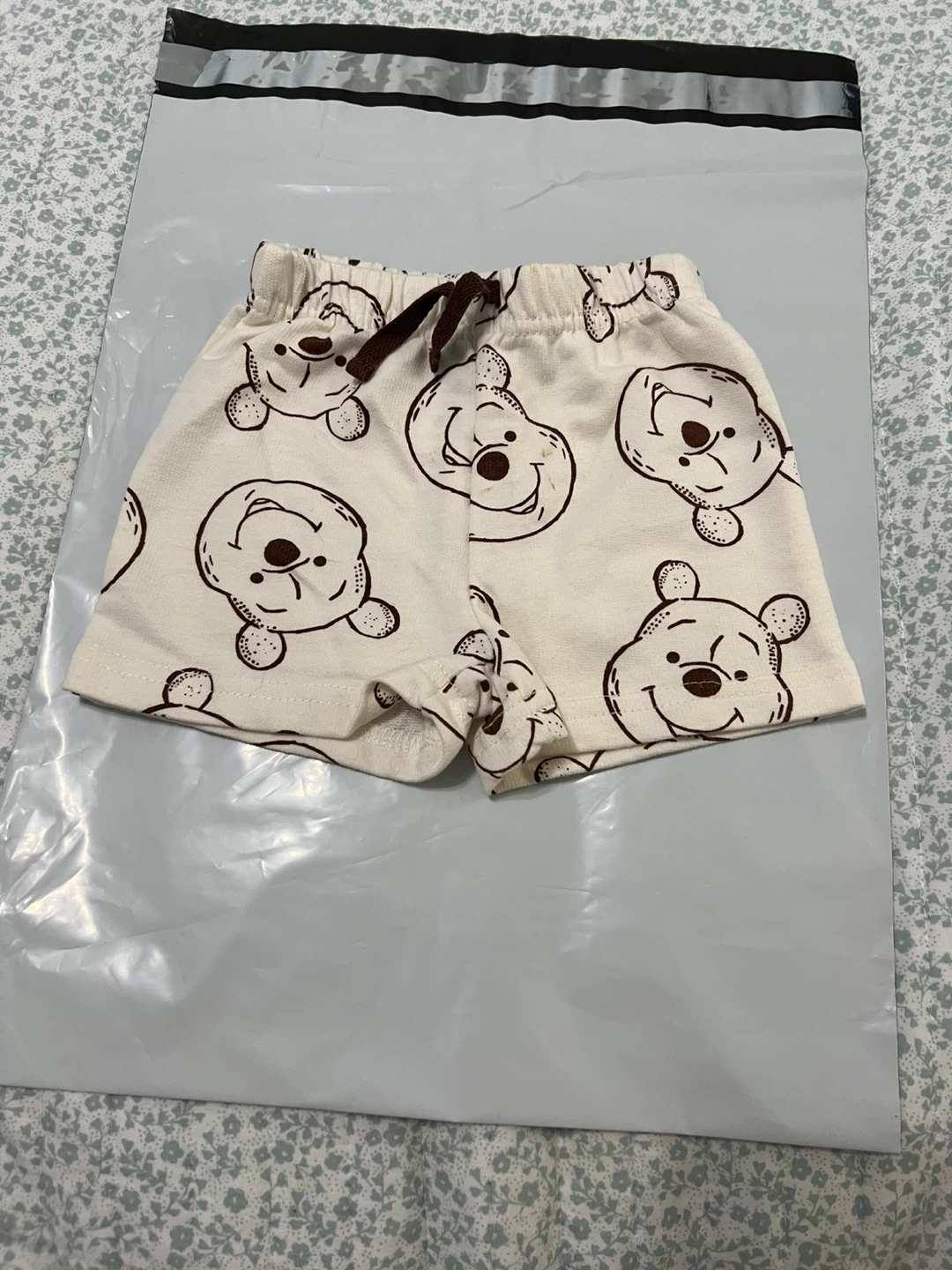 Baby Winnie the Pooh Shorts 3/6M