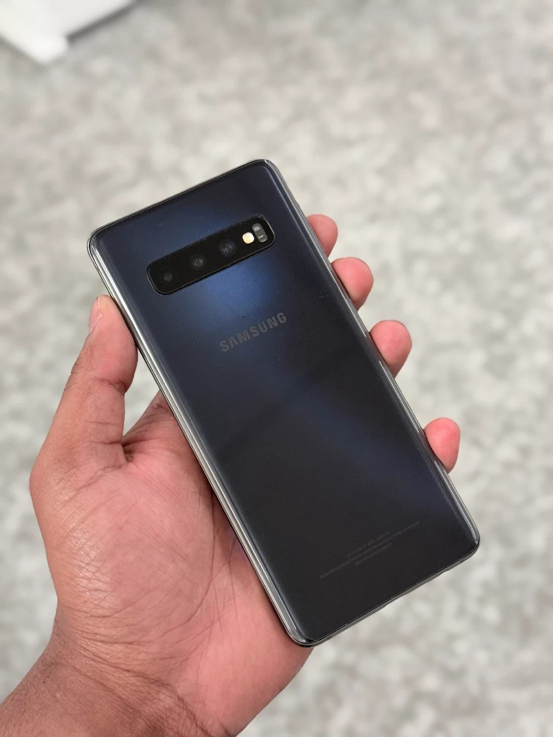 Samsung Galaxy S10 - photo 3