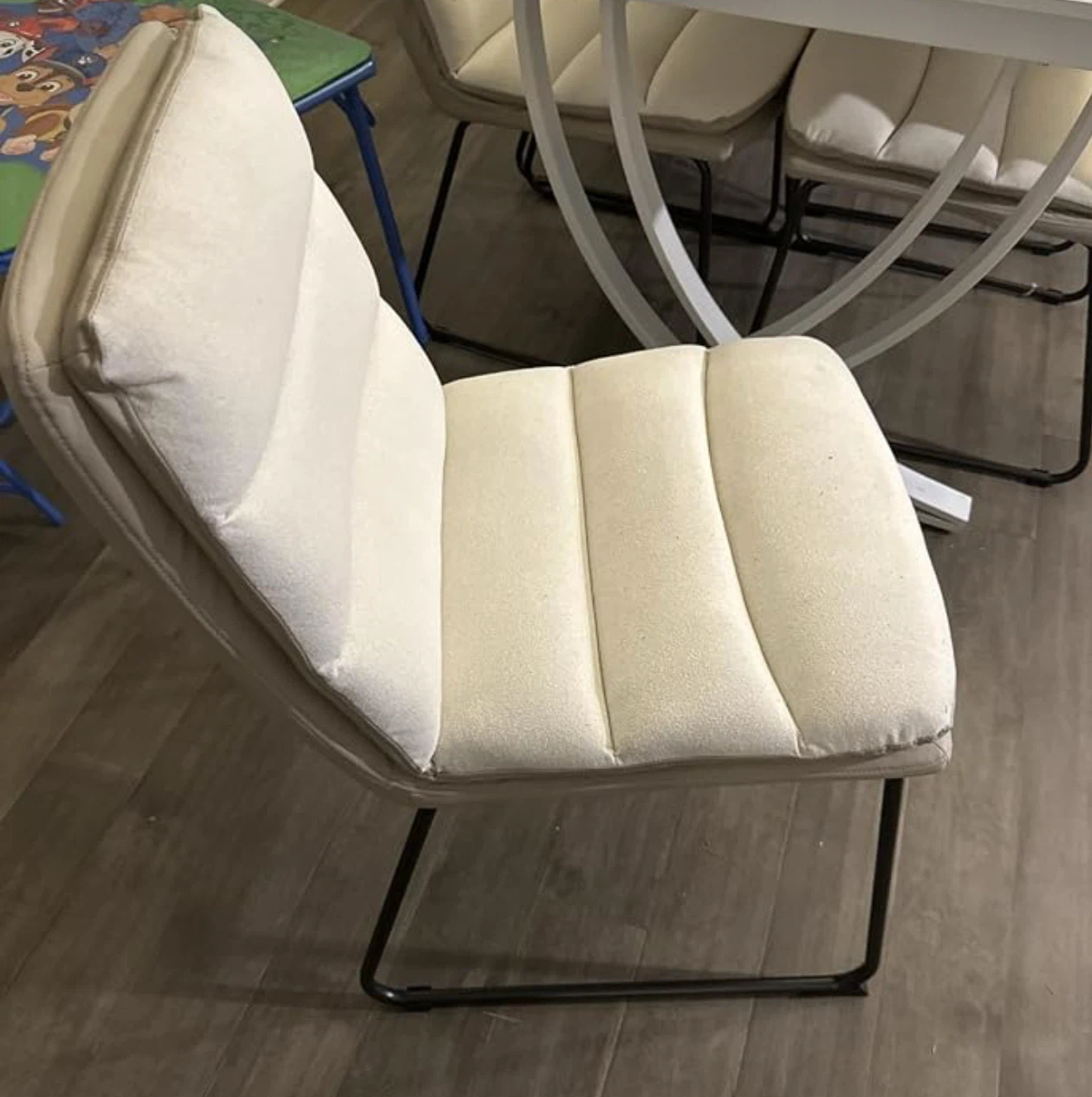 6 Dining Chairs - photo 5