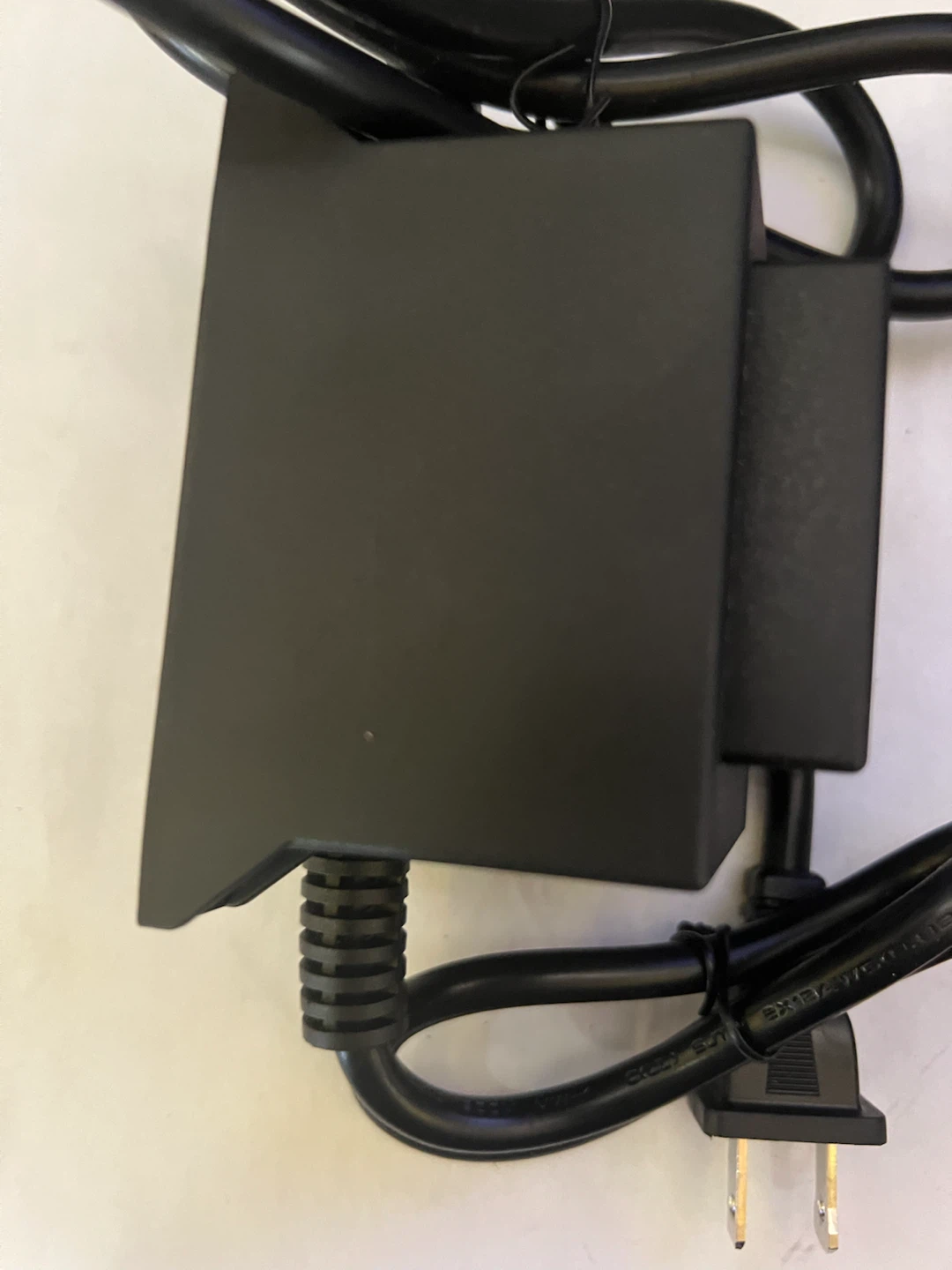 AC/AC Adaptor Model RB-A060 - photo 2