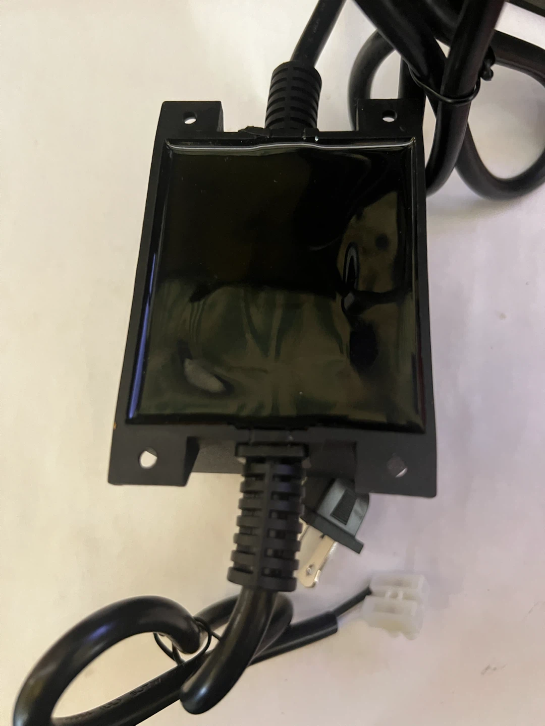 AC/AC Adaptor Model RB-A060 - photo 3