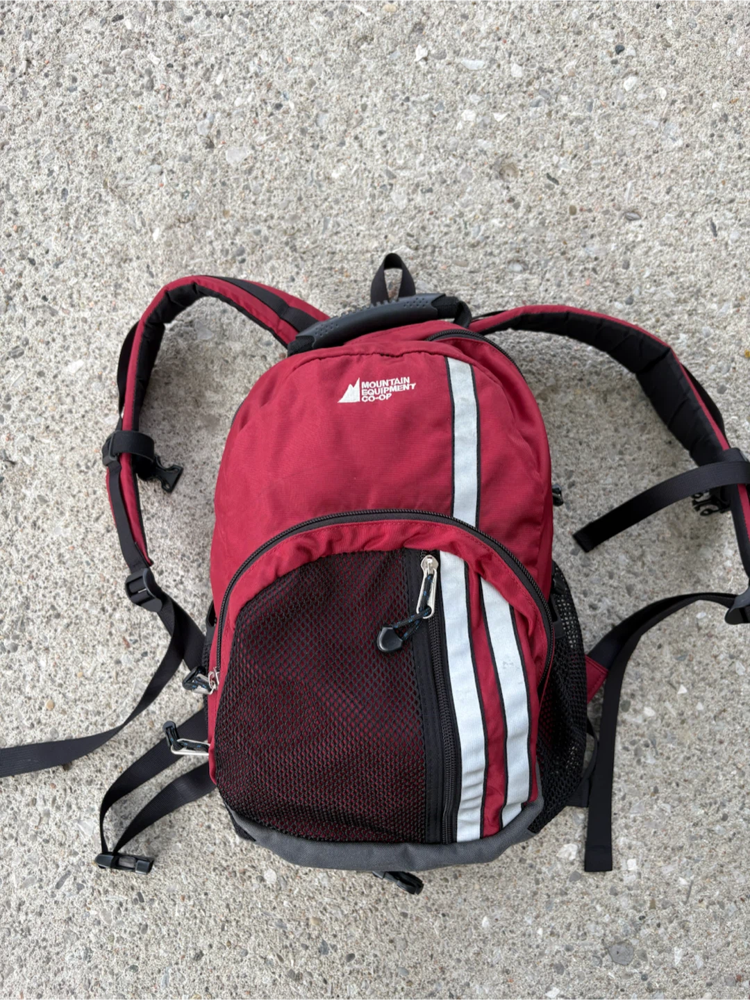 MEC Mountain Equipment Coop backpack tnf acg