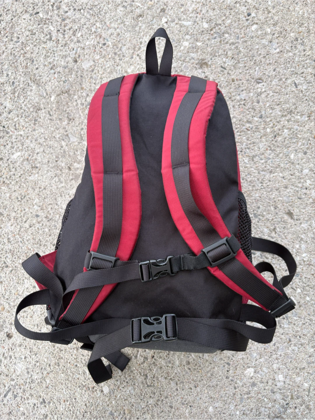 MEC Mountain Equipment Coop backpack tnf acg - photo 3