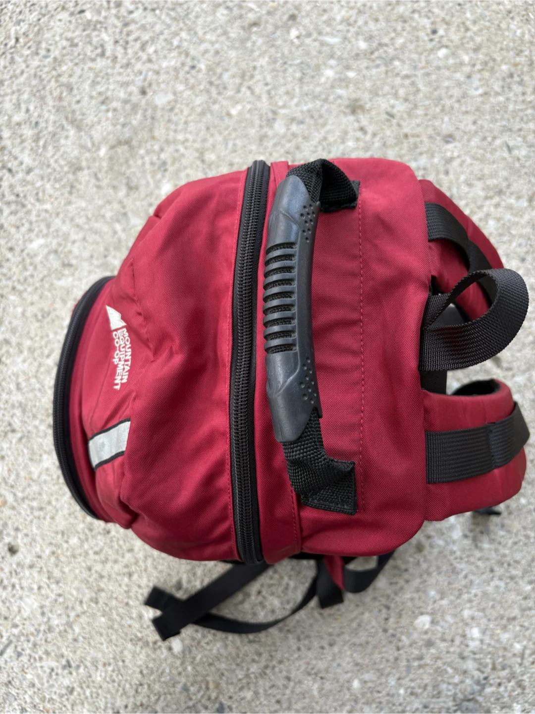 MEC Mountain Equipment Coop backpack tnf acg - photo 4