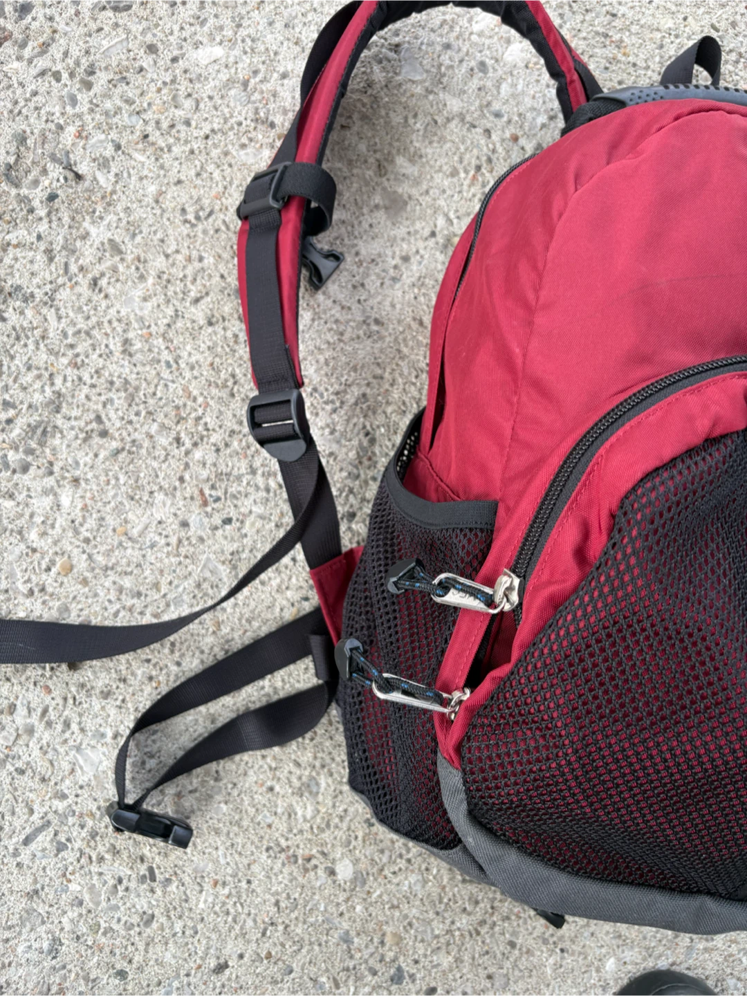 MEC Mountain Equipment Coop backpack tnf acg - photo 5