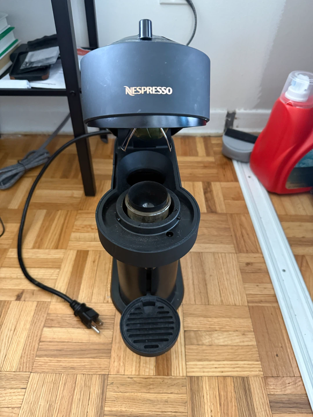 Nespresso Coffee Machine - photo 2