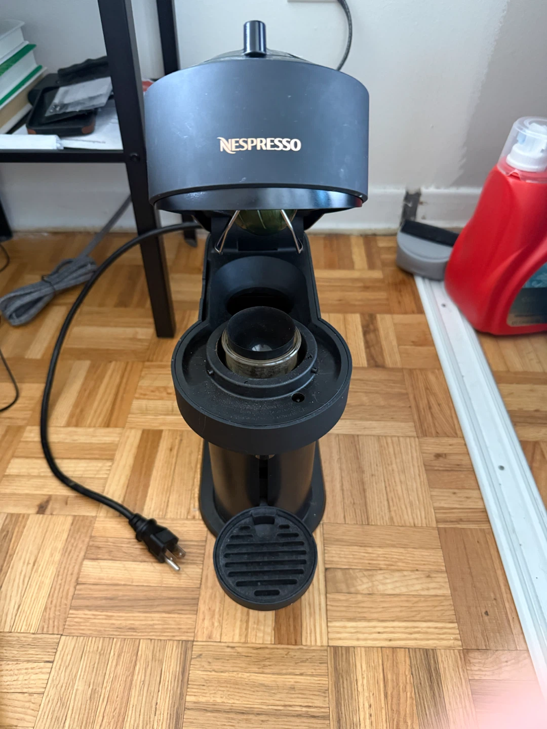 Nespresso Coffee Machine - photo 4