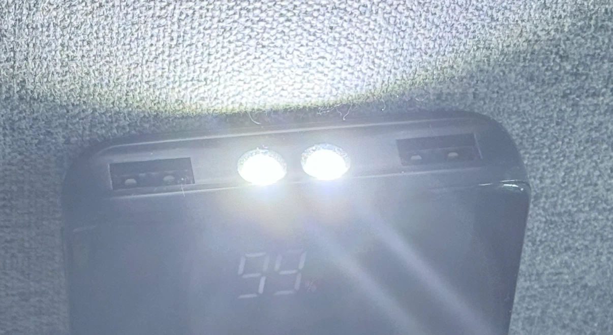 25000mAH Power Bank with flashlight - photo 4