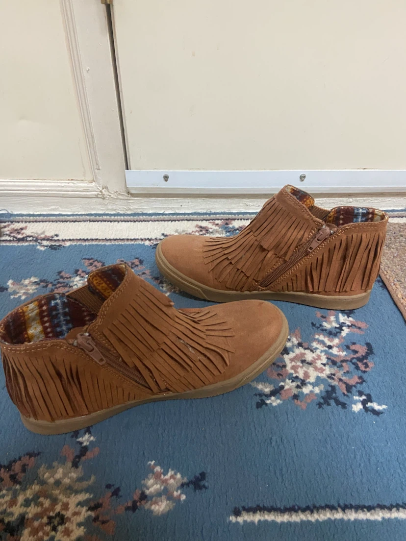 Brown Fringed Ankle Boots Womens 4 - photo 4