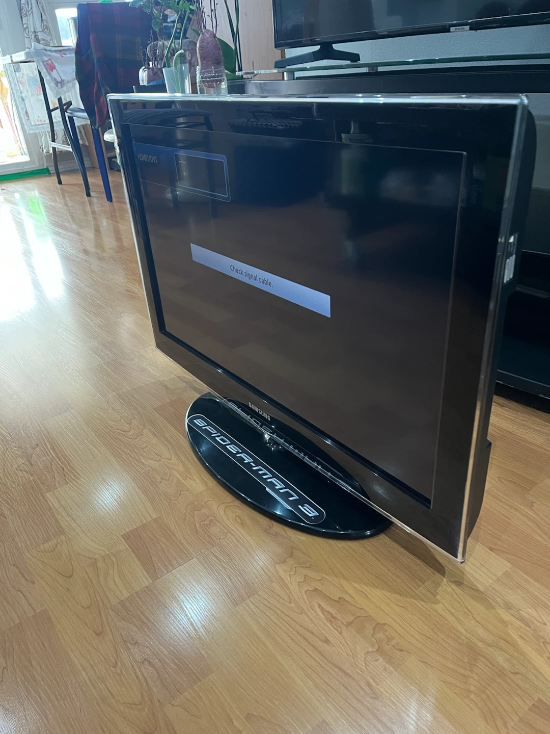Samsung 32" HD Television
