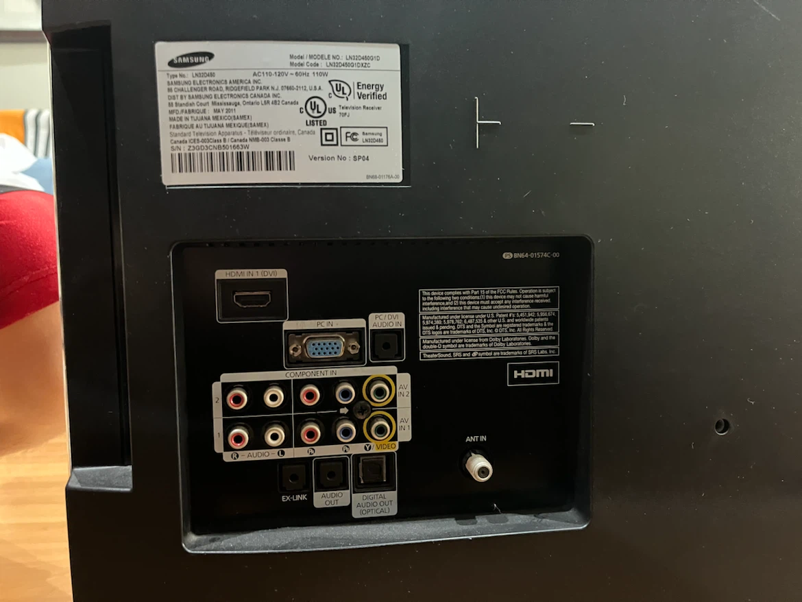 Samsung 32" HD Television - photo 4