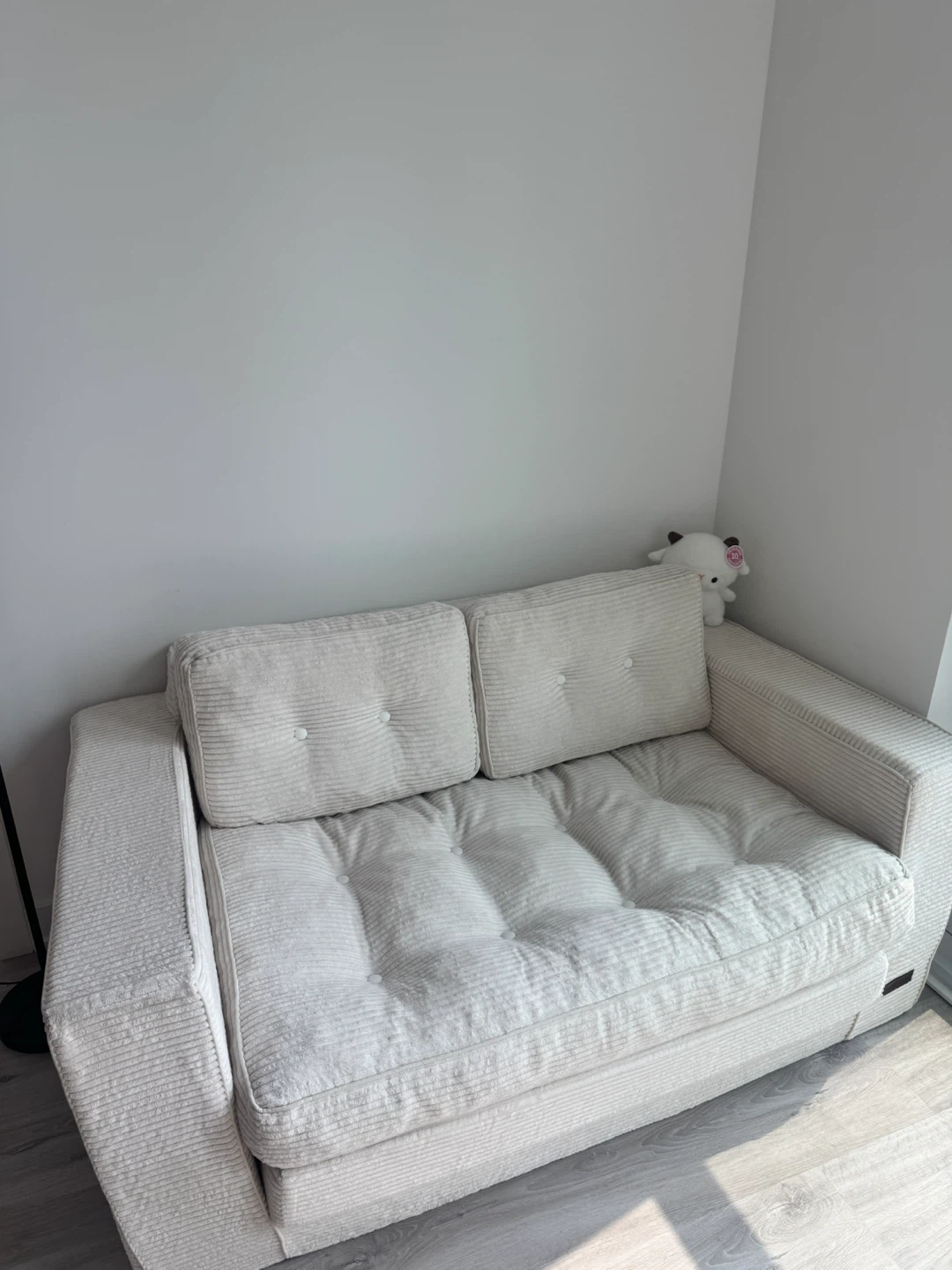 MAXYOYO Convertible Loveseat Sofa Bed – Excellent Condition